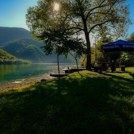 Lake House Krndija Hotel Jajca Kültér fotó