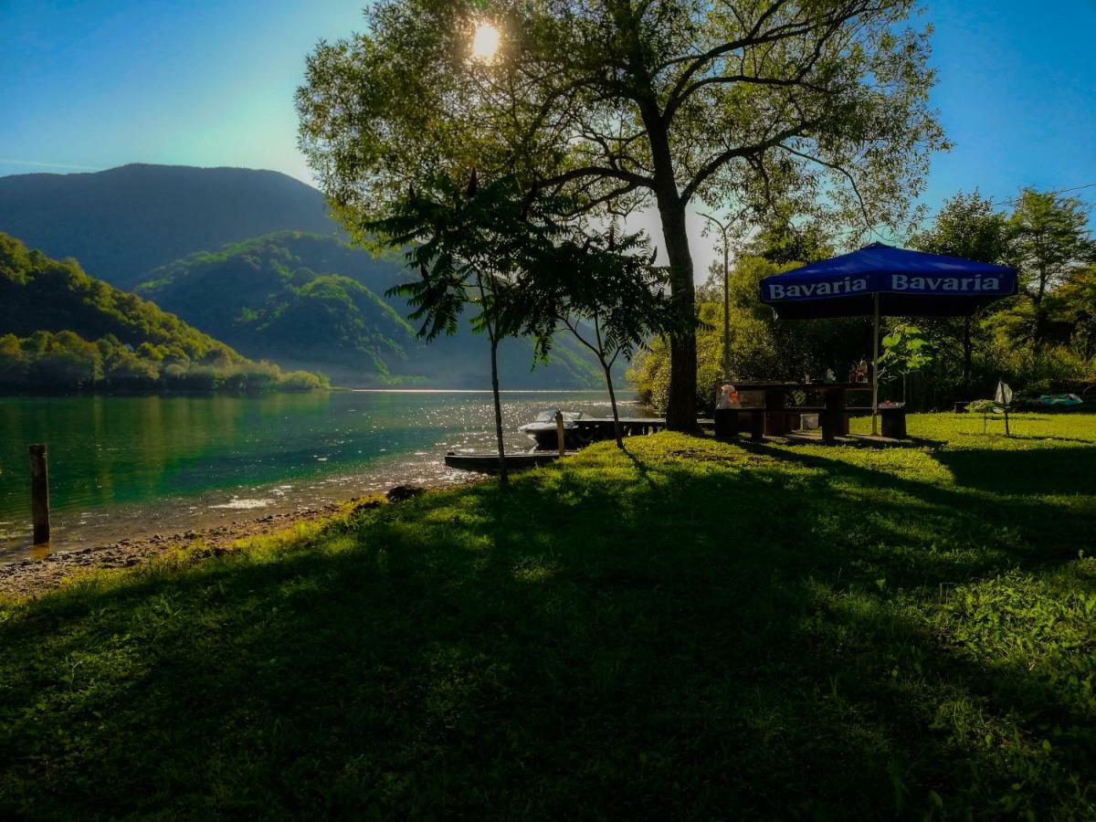 Lake House Krndija Hotel Jajca Kültér fotó