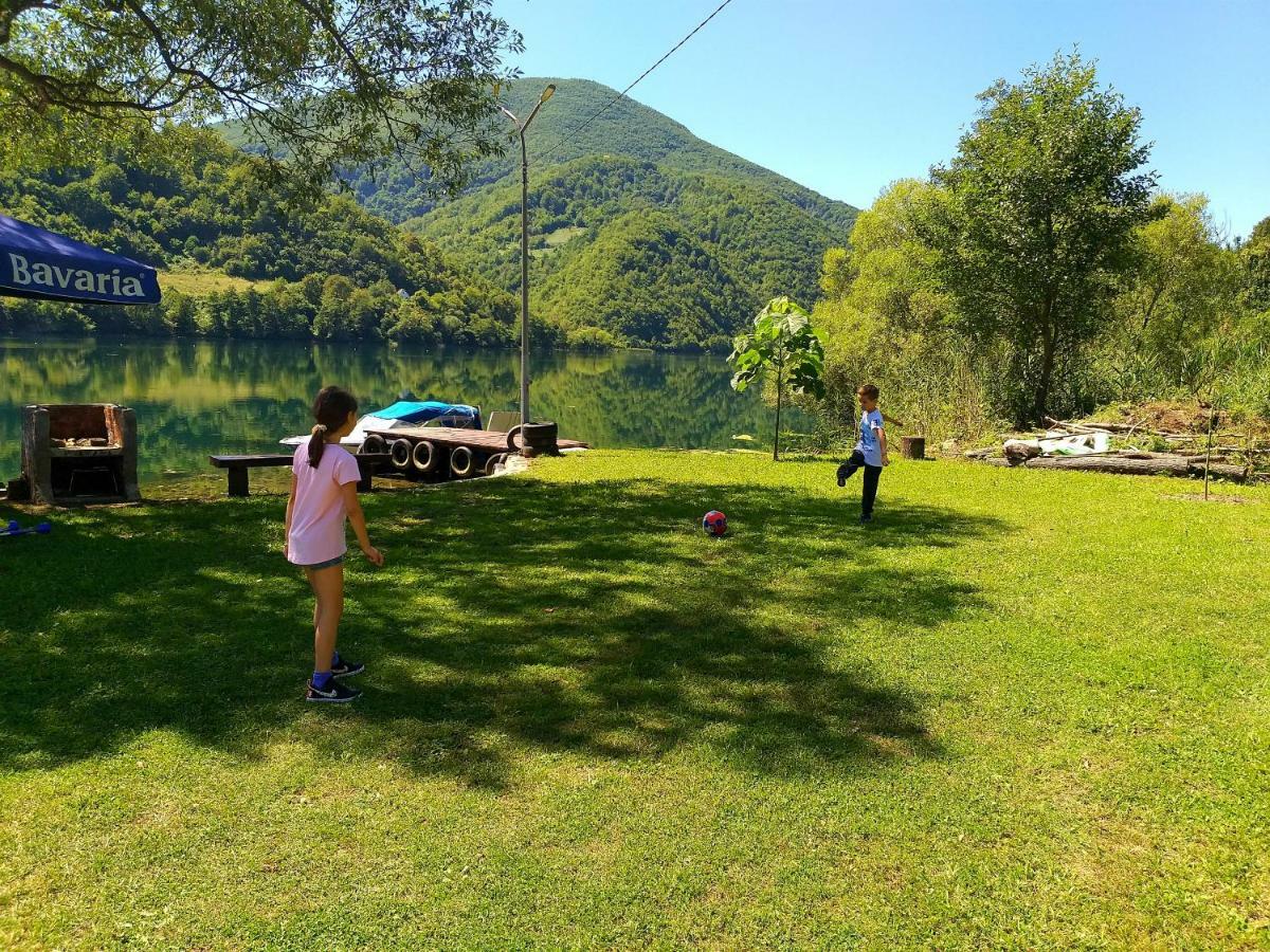 Lake House Krndija Hotel Jajca Kültér fotó
